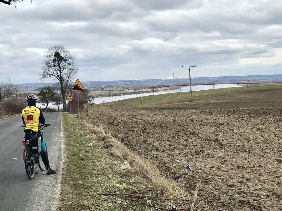 Widoczek na Gniew z lewego brzegu Wisły
