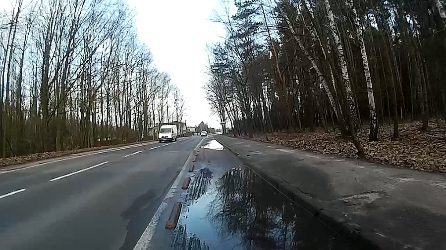 Kałuże jeszcze straszą