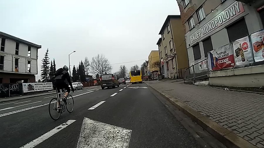 Pierwszy zauważony dzisiaj rowerzysta na klasyku Bianchi :)