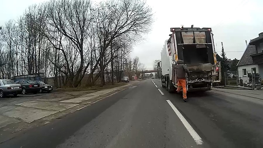 Mocno ograniczają widoczność, ale cóż... kiedyś to muszą zrobić