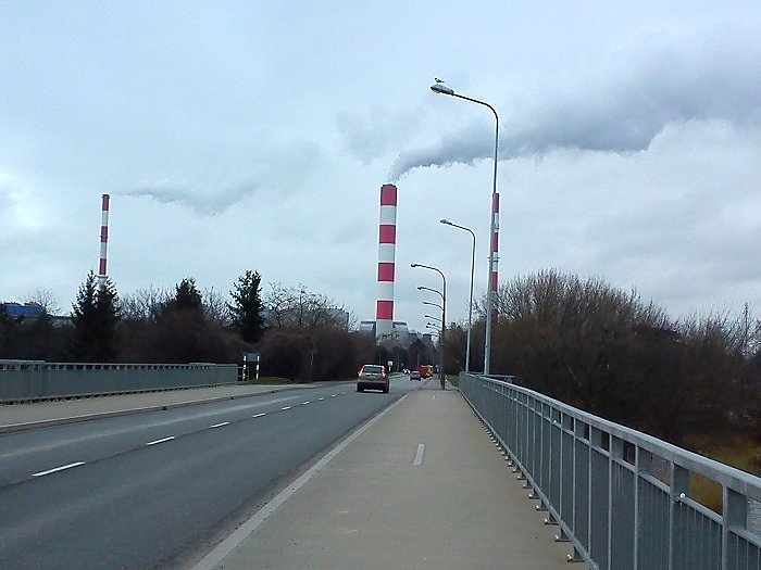 A dziś kopcą dwa kominy