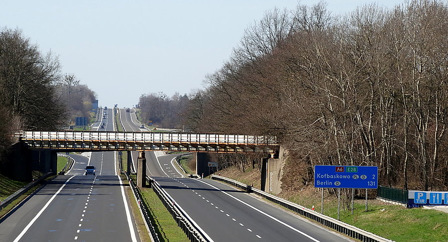 Nad autostradą pod Kołbaskowem