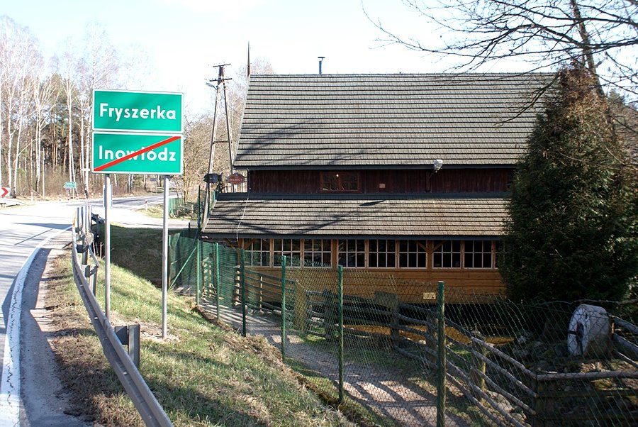 Stary młyn, w którym obecnie serwują głównie dania rybne