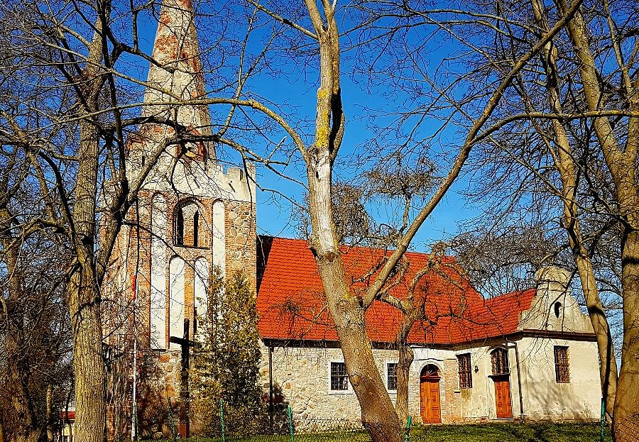Koszewo (niem.Gross Küssow) Kościół filialny p.w. Niepokalanego Poczęcia NMP z XVI w