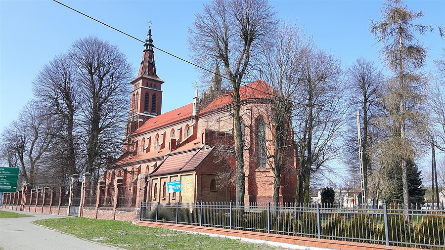 Neogotycki kościół Św. Jana Chrzciciela w Lesznie z końca XIX w