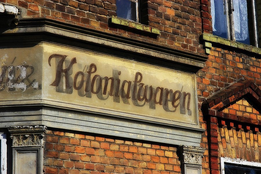 Towary kolonialne