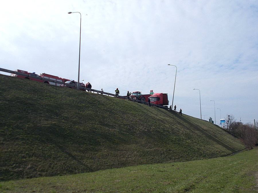 TIR nie na torach