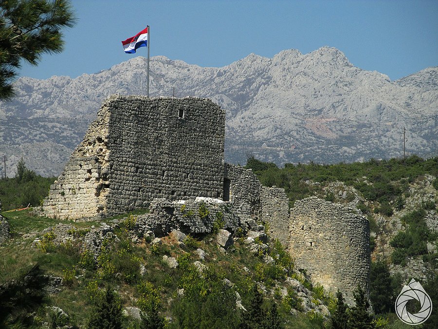 Hrad nad Obrovacem