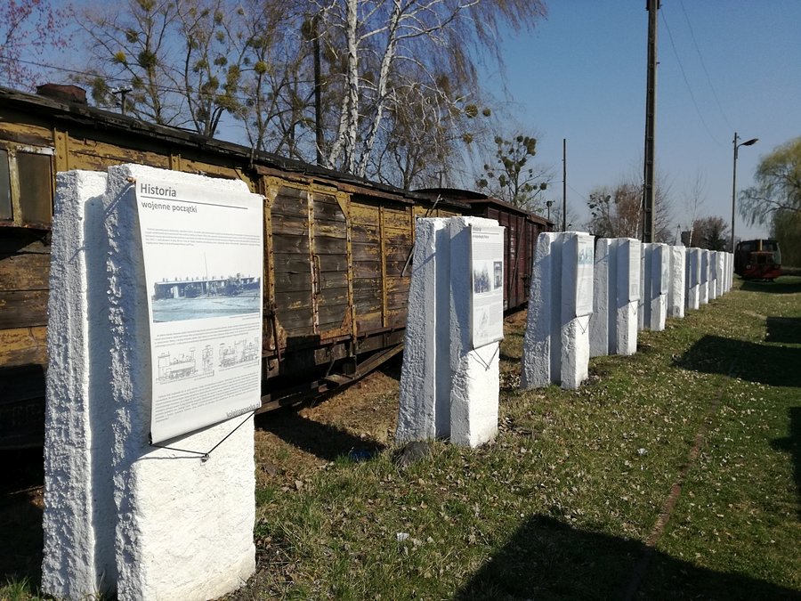 Rogów - stacja kolejki wąskotorowej