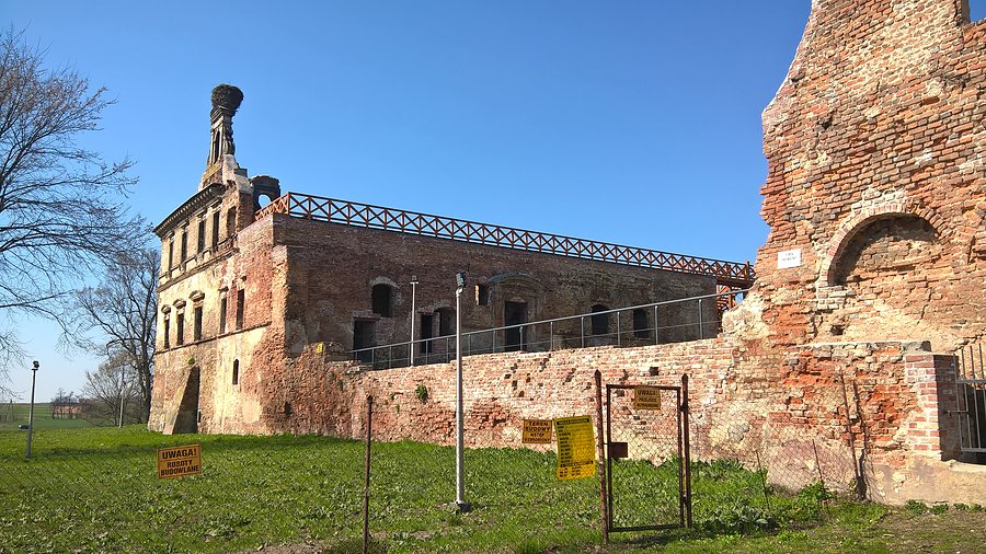 Zamek Ujazd