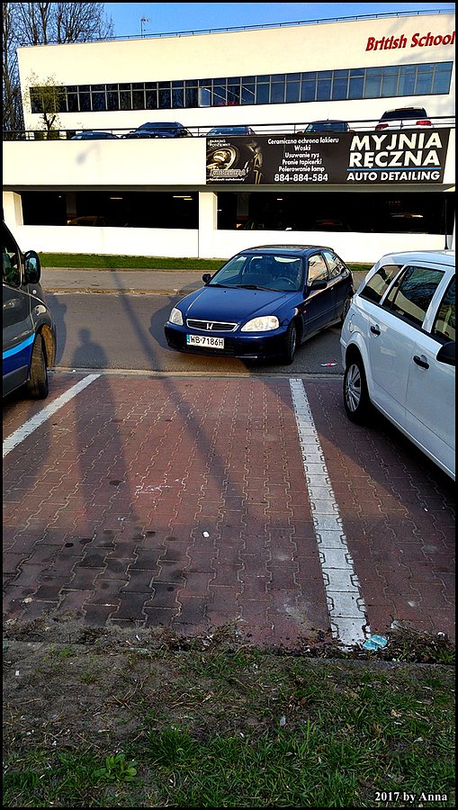 Zostawić samochód na luzie.... :D