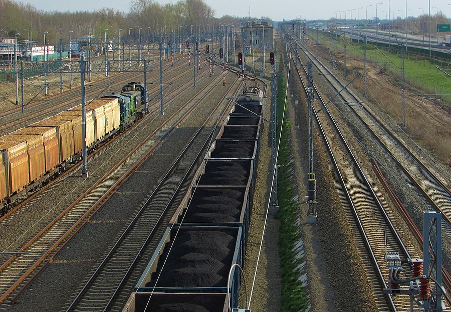 Węzeł kolejowy Warszawa Okęcie