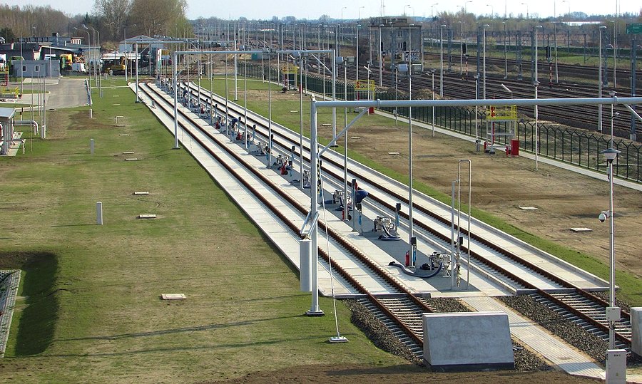 Terminal paliwowy lotniska Okęcie