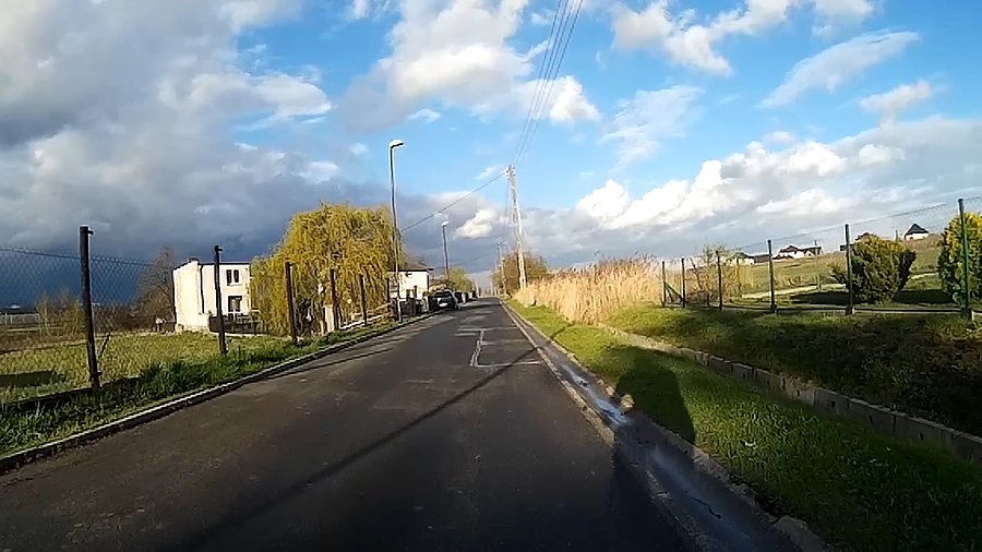 Nie podobają mi się te chmury na północy (te po lewej)