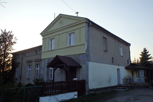 Pałac w Dębinach