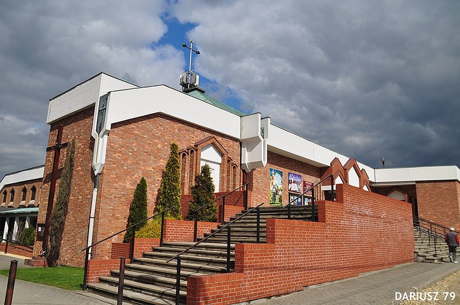 Sosnowiec Środula - Kościół pw. Podwyższenia Świętego Krzyża