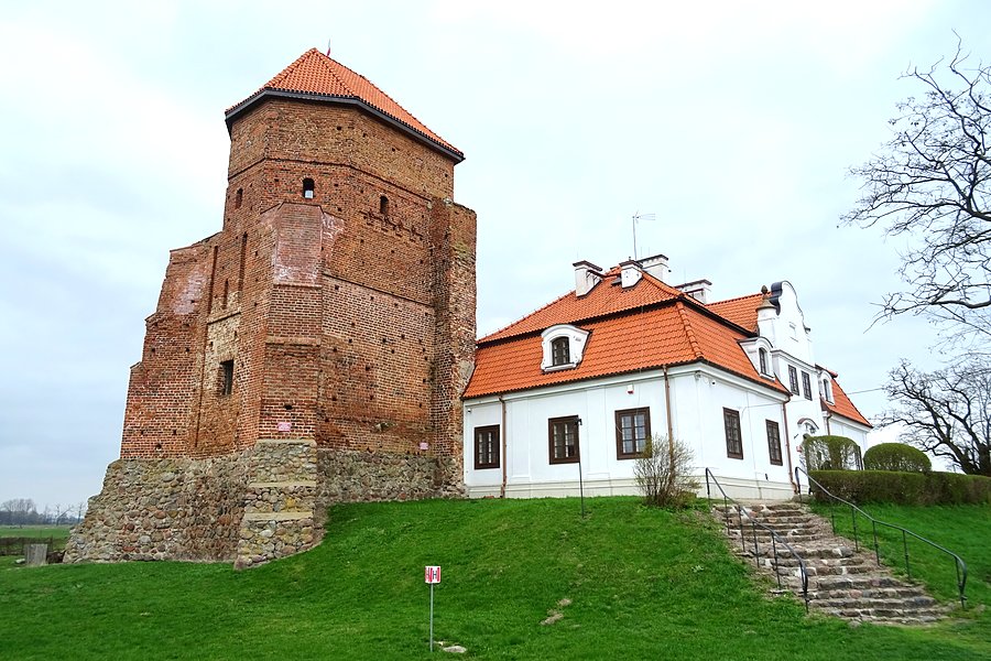 Ruiny zamku w Liwie