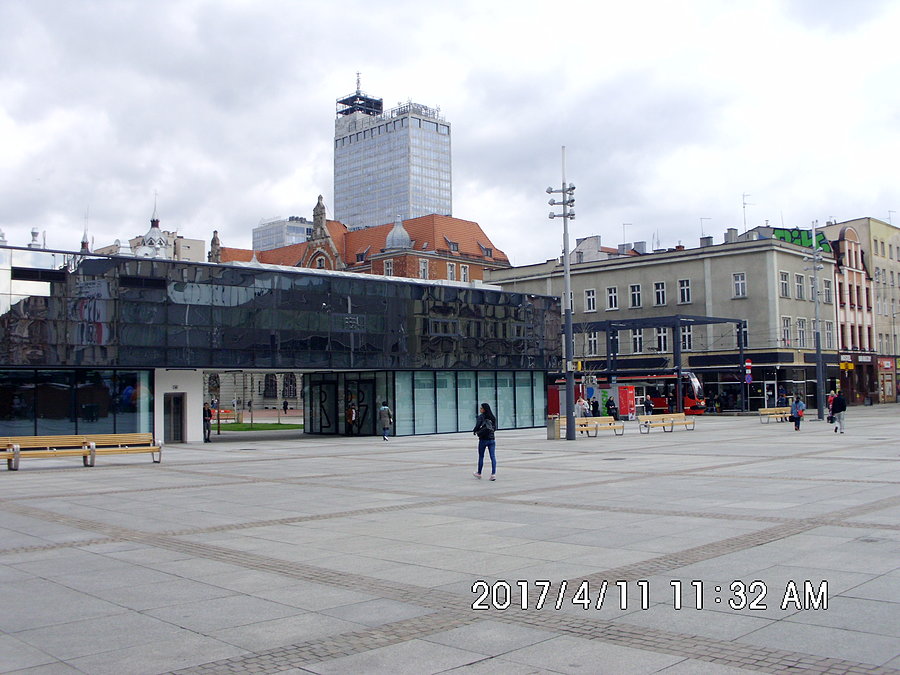 Takie coś powstało na północnym boku Rynku w Katowicach