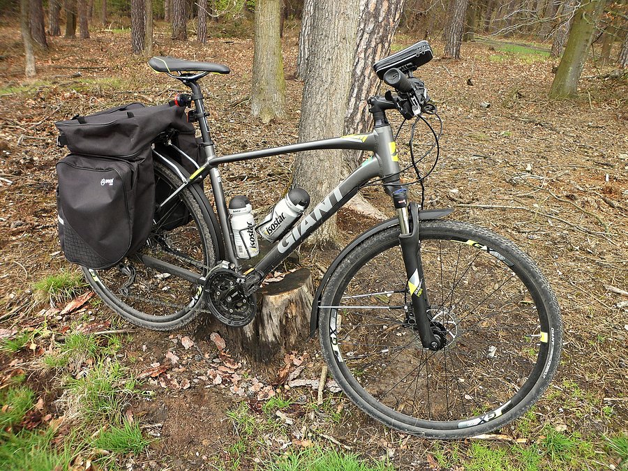 Mój Giant Roam 1 w wersji full trekking (błotniki i bagażnik z torbą)