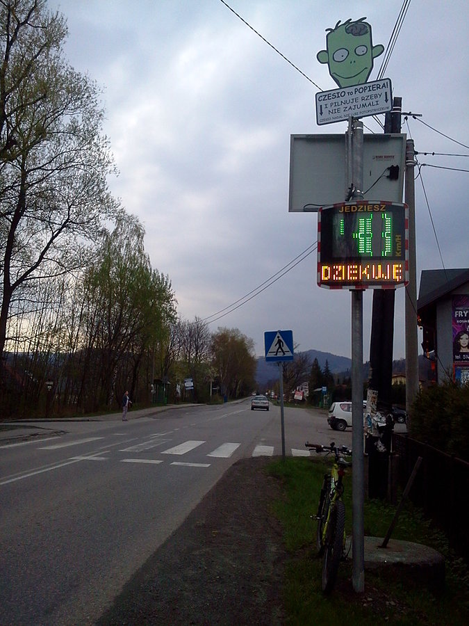 Czesio wita