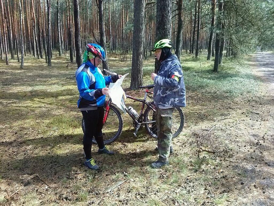 Nasi zwiadowcy raportują, że jeszcze tylko 2km piachów