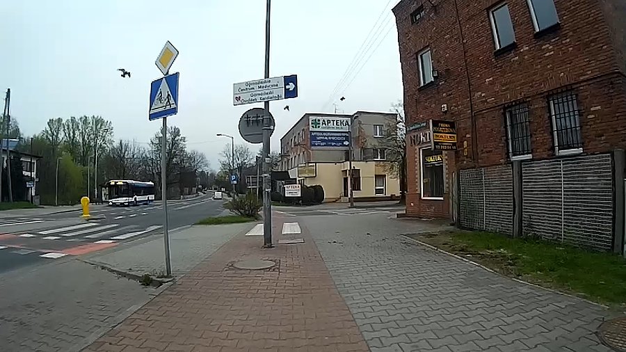 Chore rozwiązania rowerówki i jedno z najniebezpieczniejszych skrzyżowań w Katowicach dla bikerów. - Jankego / Ziołowa