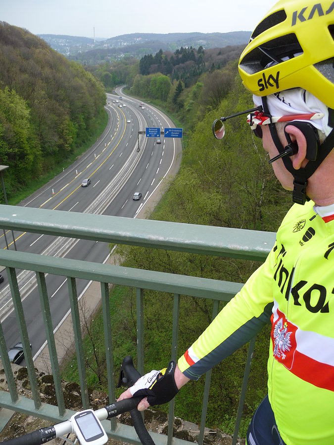 Przed siebie w nieznane - Sonnborn - Autobahnenkreuzung
