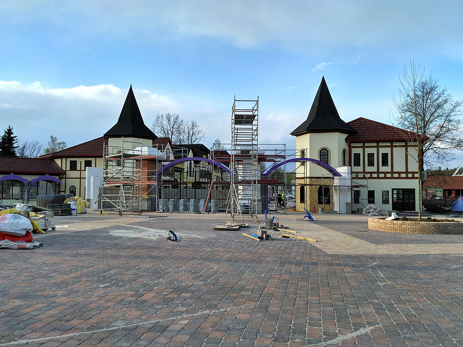 Wejście do Wesołego Miasteczka - trwa remont