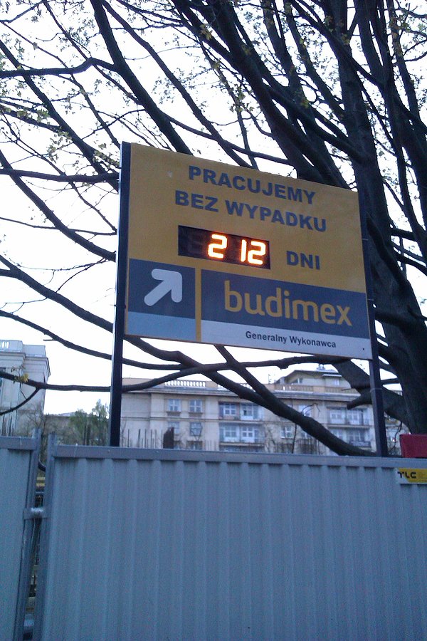 Jak się jeździ w dziwne miejsca to można znaleźć takie cuda :)