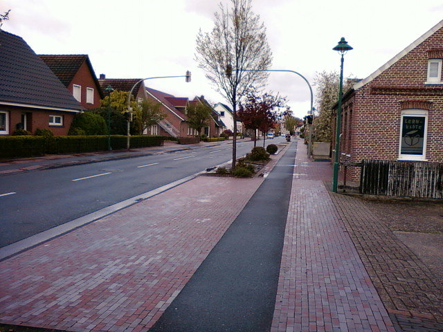 Droga rowerowa w Bunde