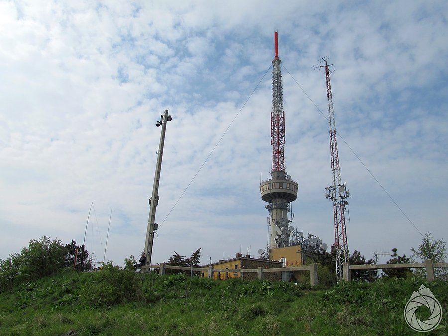 Kopasz-hegy (lub Tokaji-hegy), 512m, ze stacją przekaźnikową na szczycie