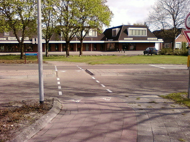 Rondo bez pierwszeństwa rowerowego