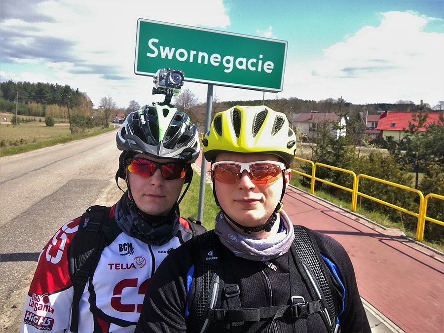 Swornegacie i selfie