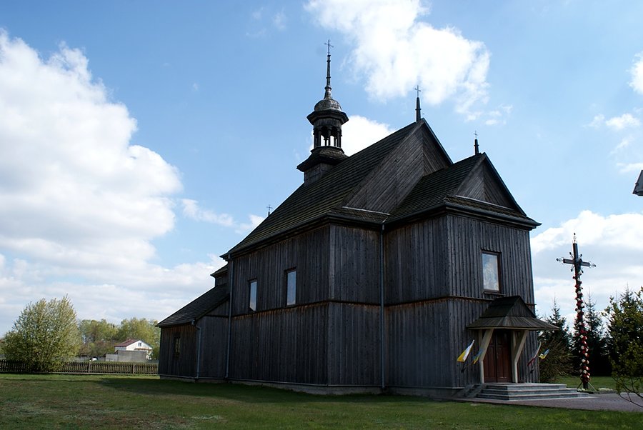Twarda - drewniany kościół św. Wacława
