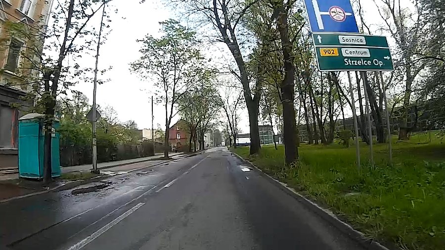 ToiToiki postawili przy drodze ;)