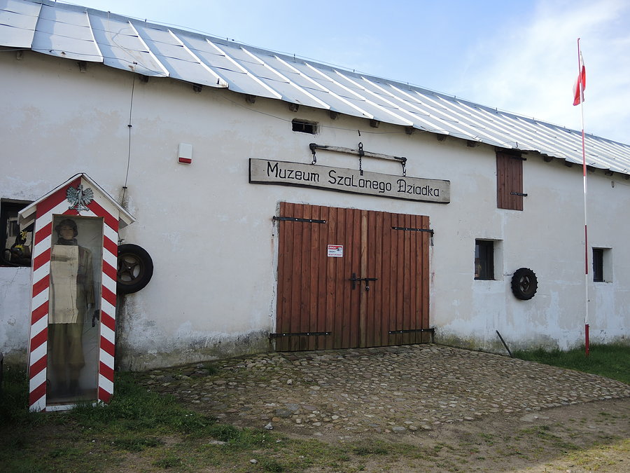 Muzeum Szalonego Dziadka w Dębogórze
