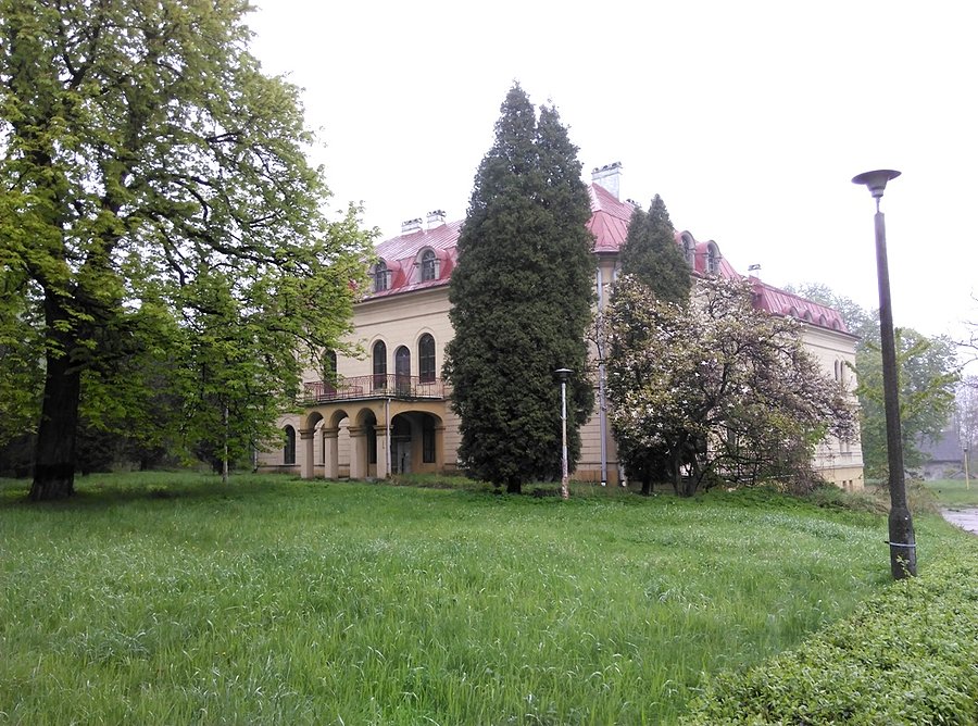 Pałac w Grojcu