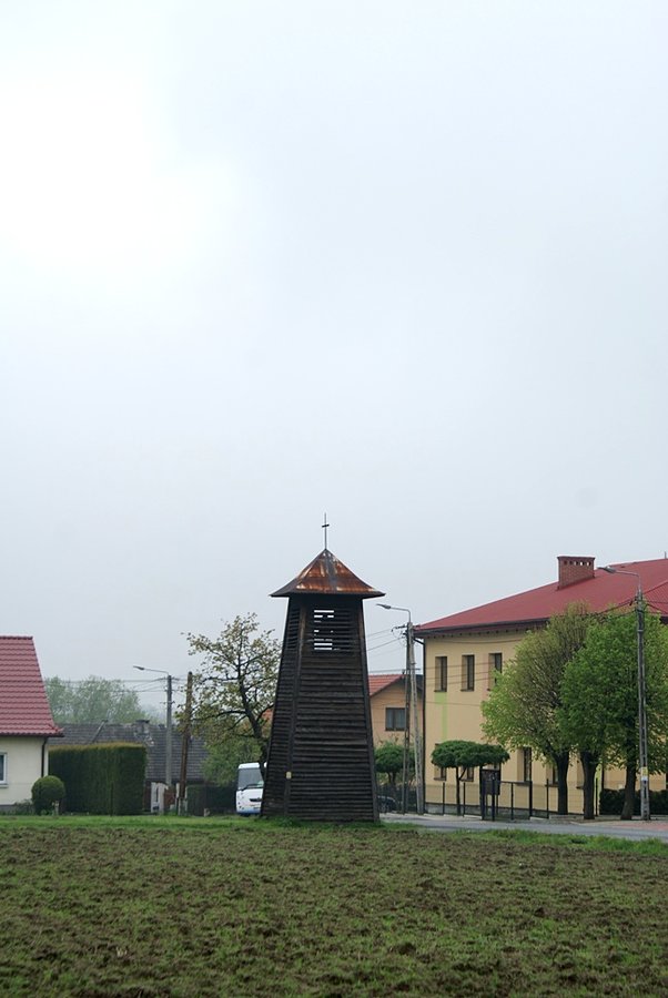 Dzwonnica? w Roczynach