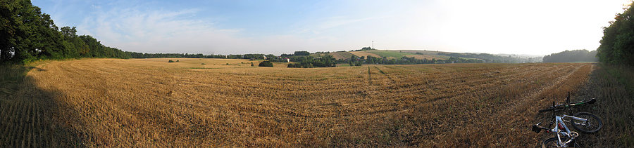 Panorama na ściernisku