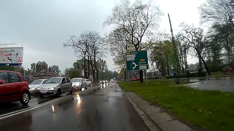 Chyba najgorsza jest świadomość, że kilka km dalej nie pada