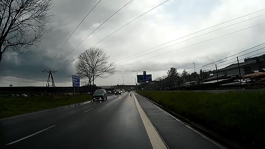 Deszcz na chwilę ustał