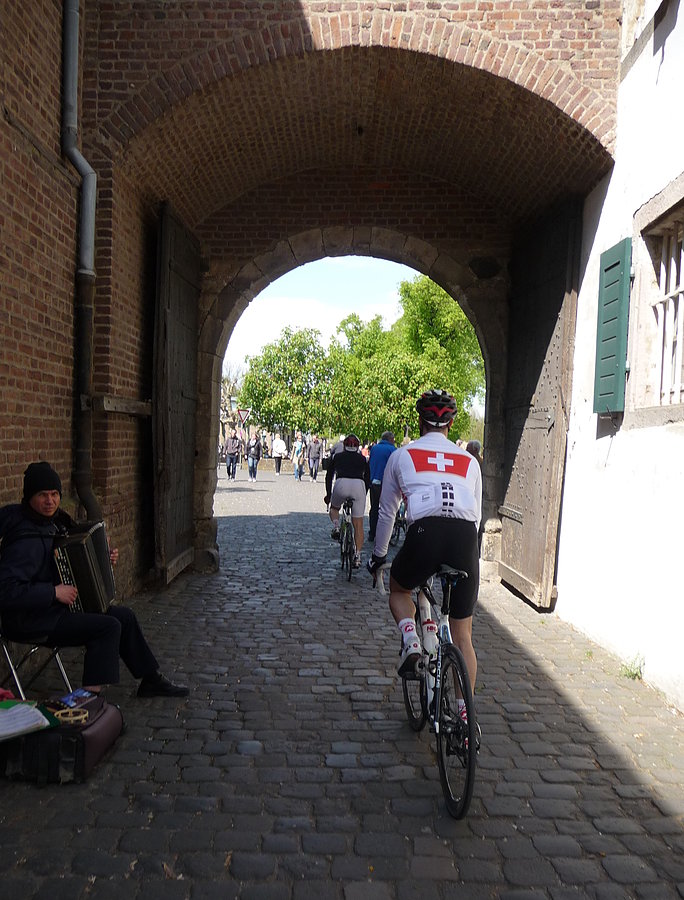 Rhein Tour przez Dormagen i Zons