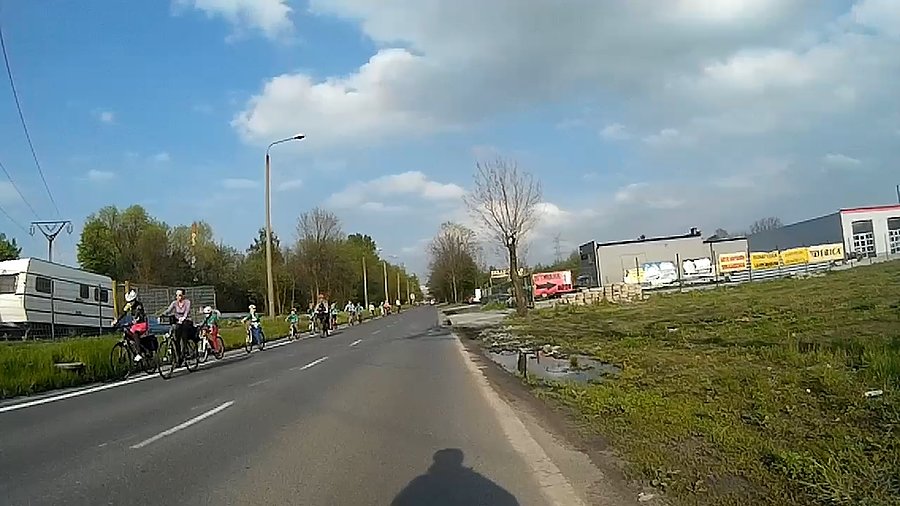 Wypogodziło się, dzieciaki ruszyły na wycieczkę