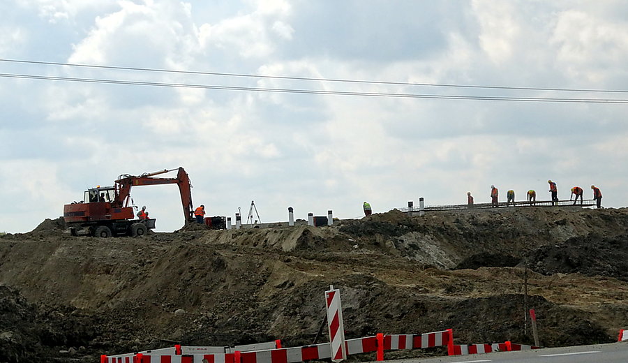 Intensywne prace drogowe pod Kołbaskowem