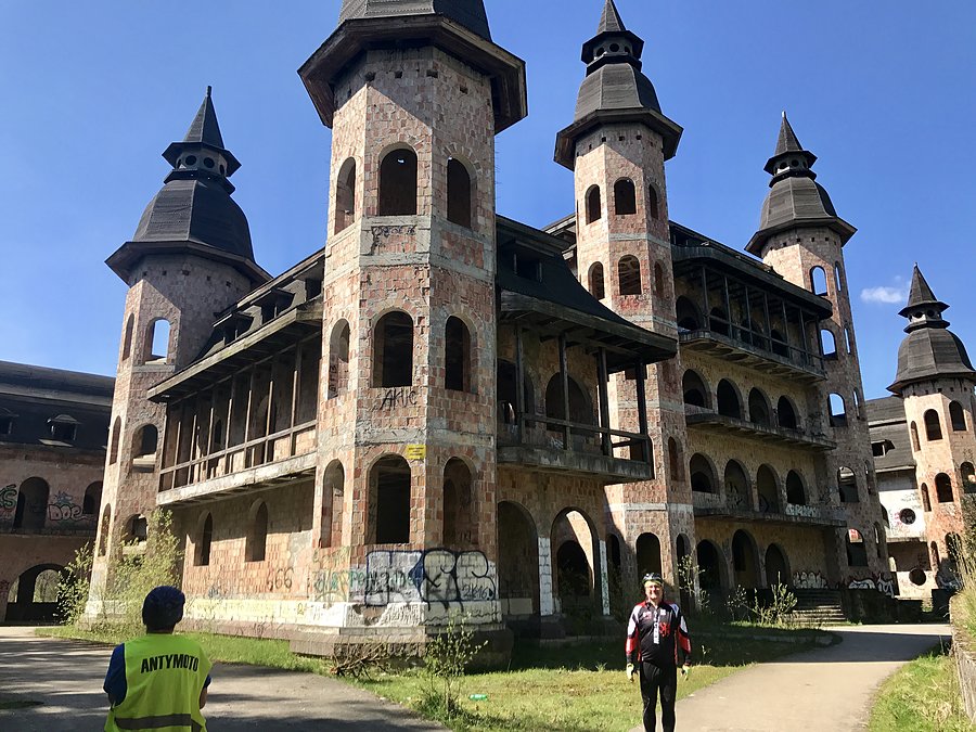 W Łapalicach