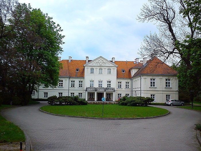 Pałąc Łuszczewskich w Lesznie