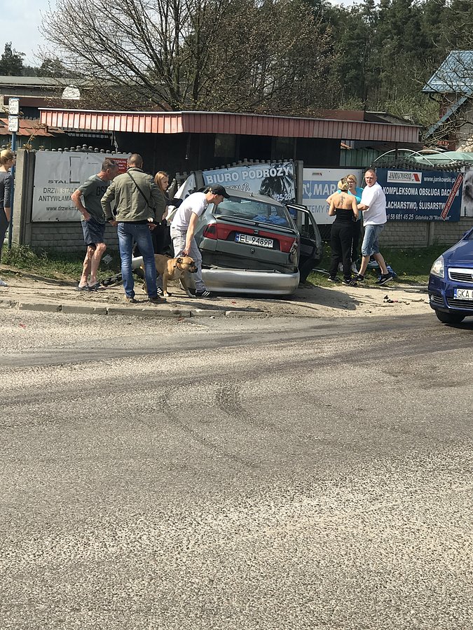 Czasem można wyladować na czyjejś posesji np w Somoninie