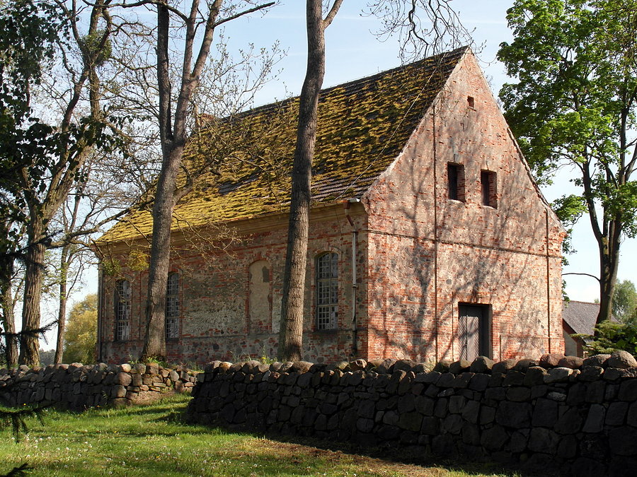 Stary kościół w Schmagerow