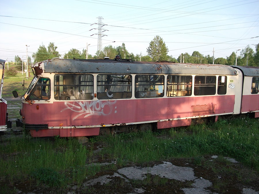 Zdezelowany tramwaj