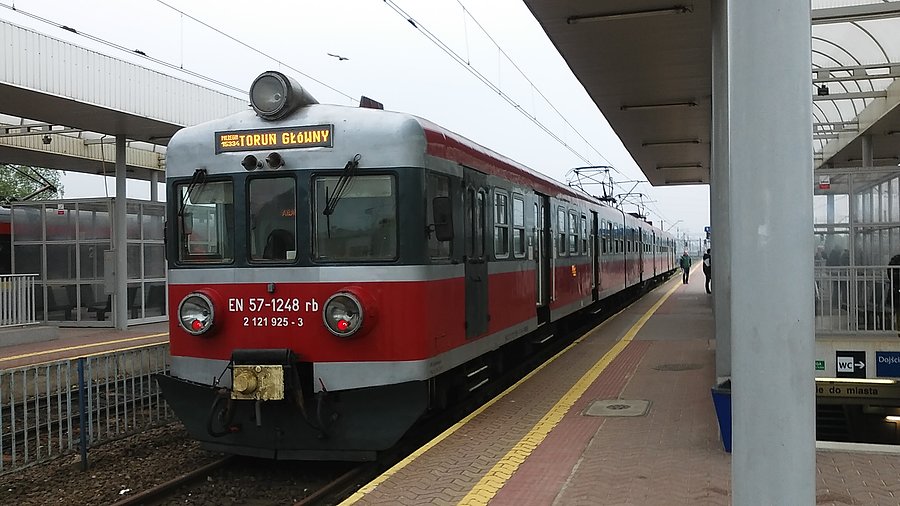En 57